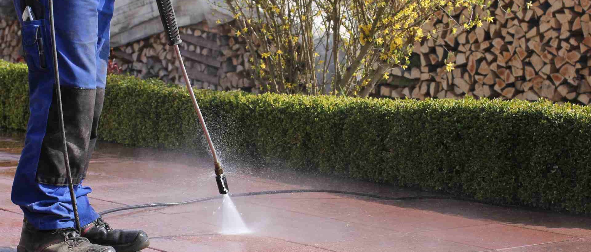 garden maintenance TW16